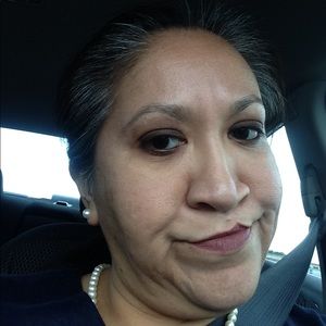 Meet your Posher, Nina